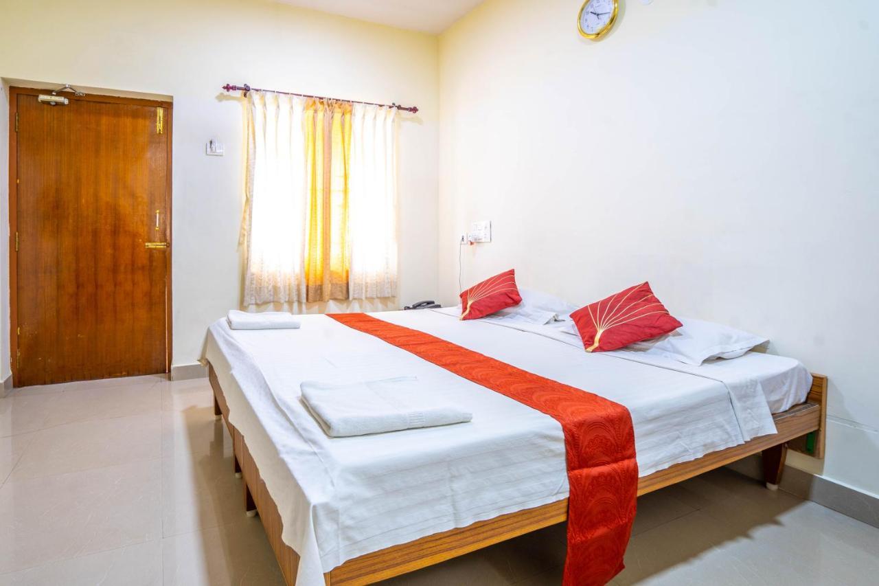 Tirukkadaiyur Hotel Tamilnadu - Thirukadaiyur מראה חיצוני תמונה
